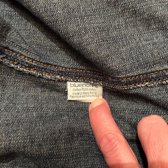 Comic-Book-Style Denim Jacket - Picture 4 of 6